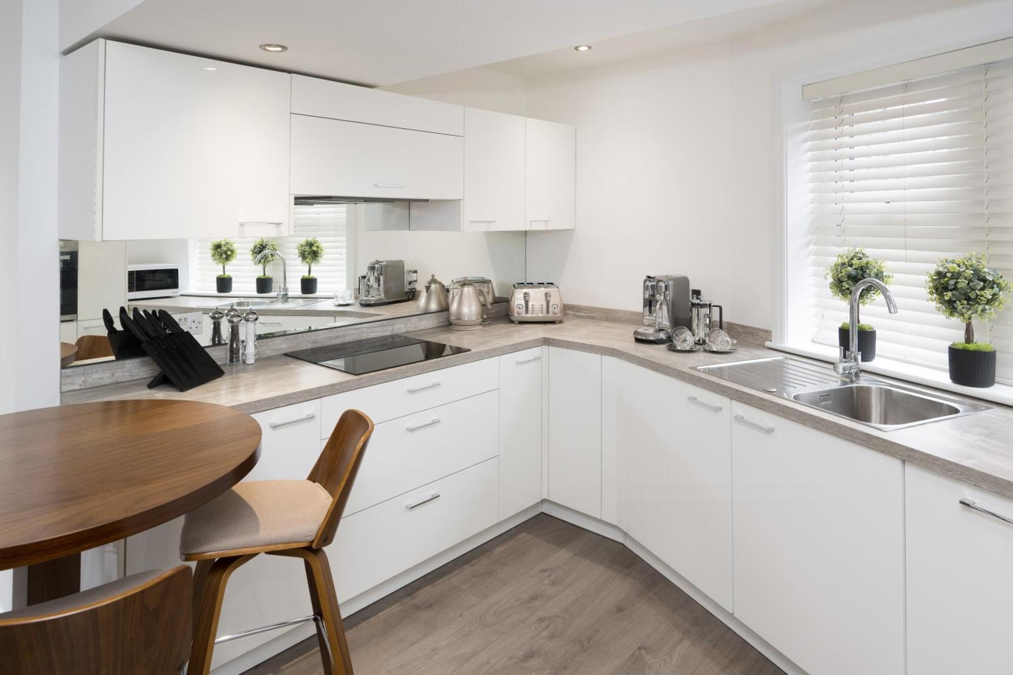 Sixtytwo By Harrogate Serviced Apartments ภายนอก รูปภาพ